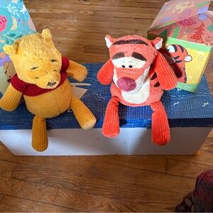 Disney Plush Winnie the Pooh and Tigger - Yellow and Orange
